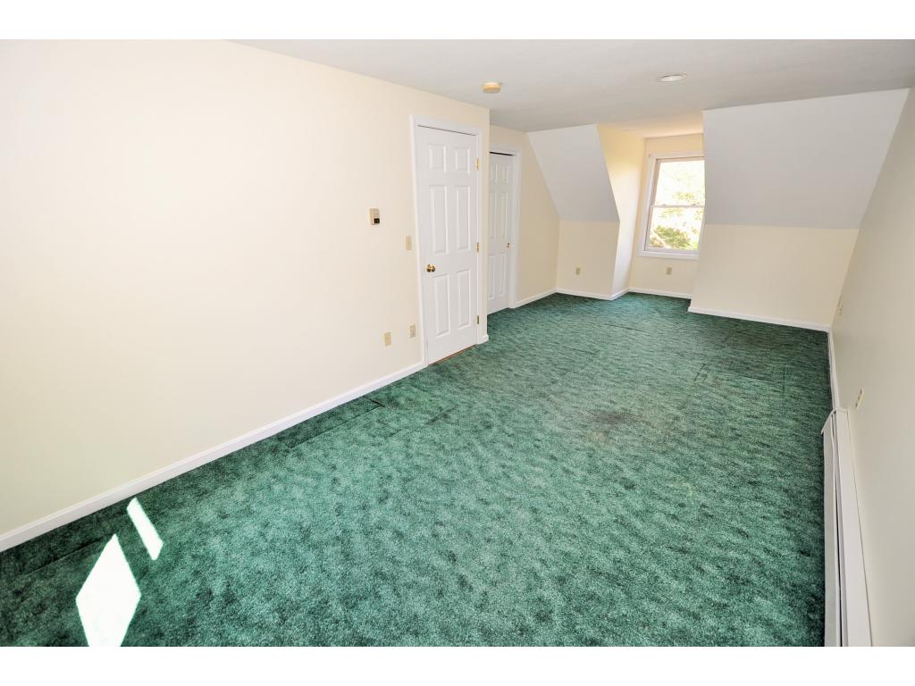 104 Renshaw Road Weare, NH 03281 - Photo 18 of 22 Gallery Image 18