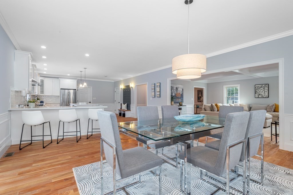 5 Manomet Road Woburn, MA 01801 - Photo 8 of 41