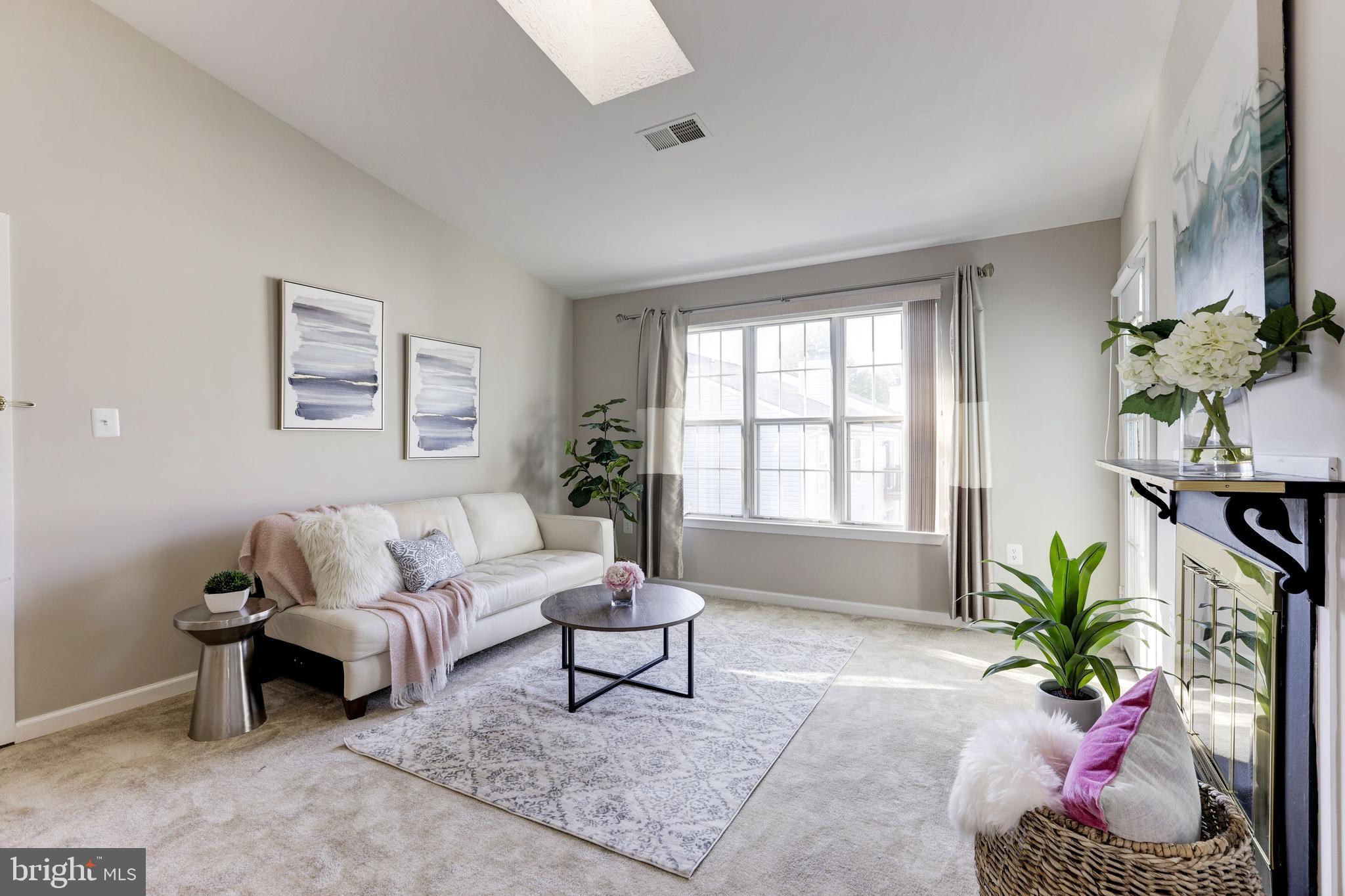 7817 Harrowgate Circle, Unit 155 Springfield, VA 22152 - Photo 3 of 18