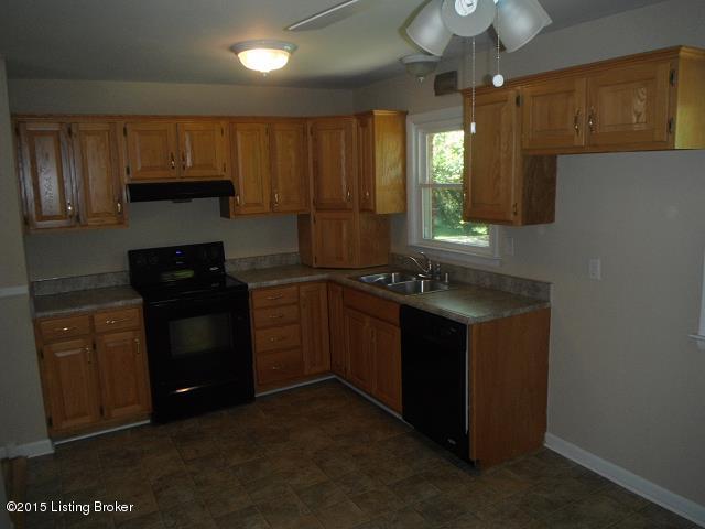 3707 Chatham Road Louisville, KY 40218 - Photo 4 of 15 kitchen