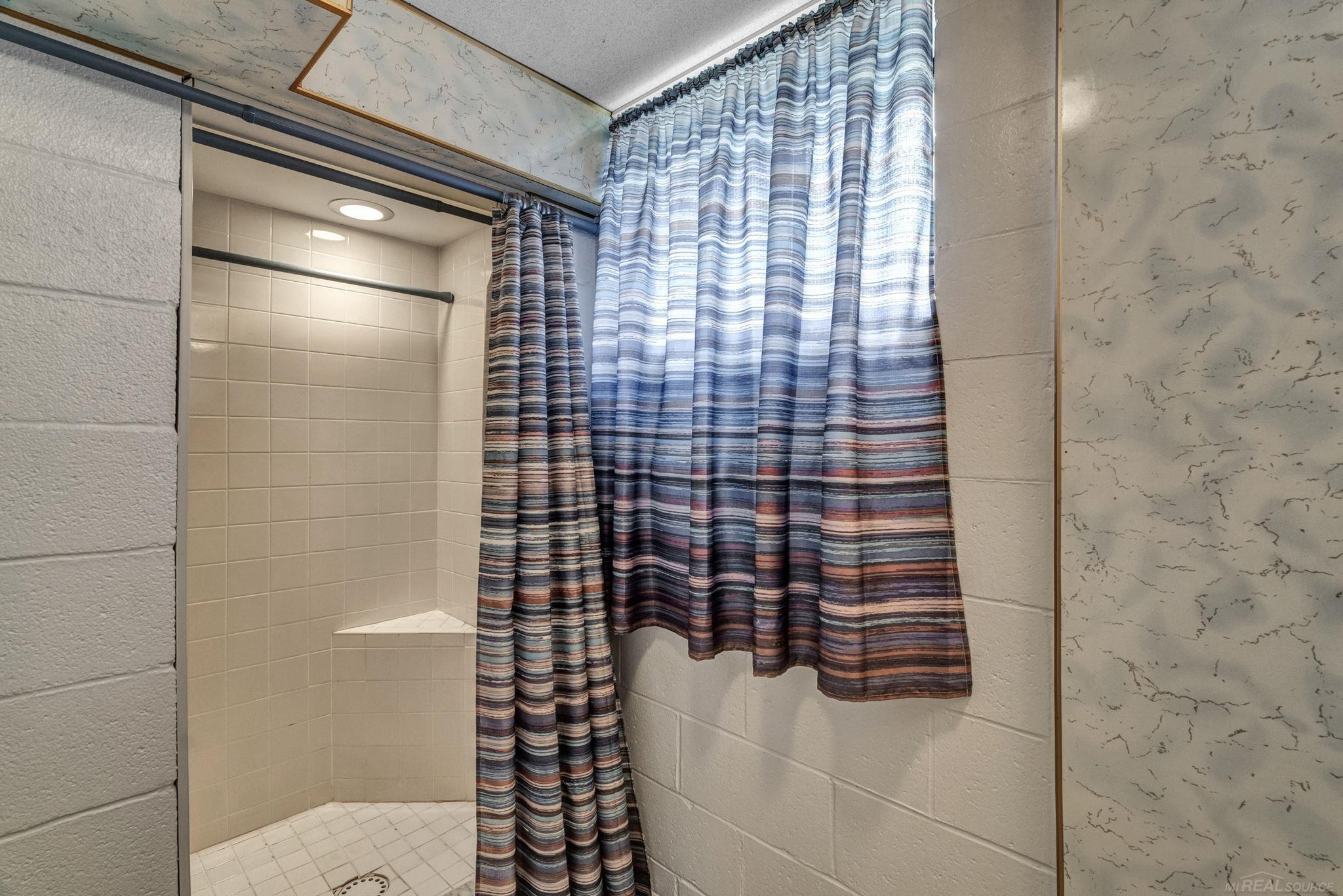 4808 Lakeshore Road Lexington, MI 48450 - Photo 36 of 58
