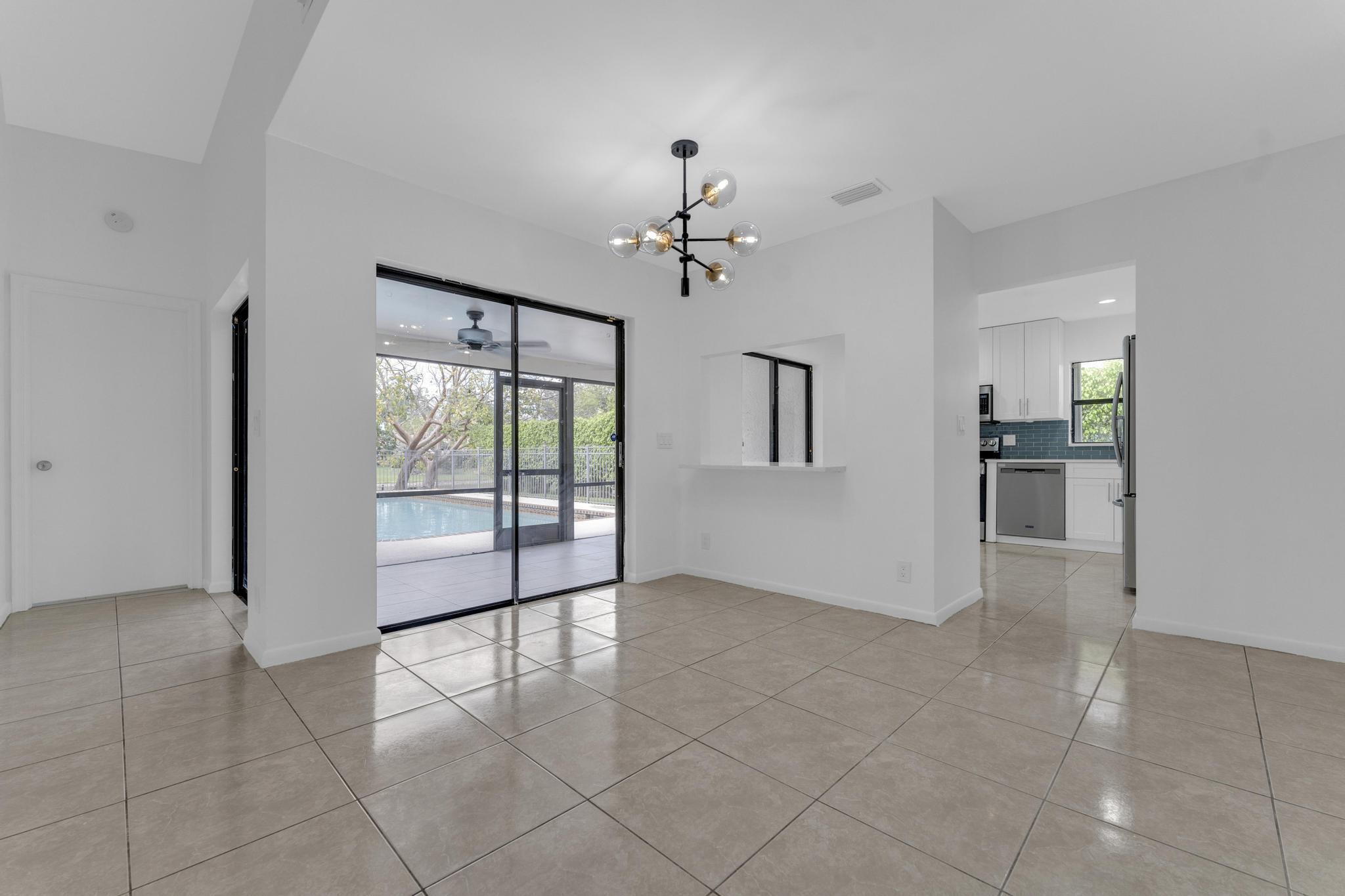 10084 Camelback Lane Boca Raton, FL 33498 - Photo 6 of 18 30 copy