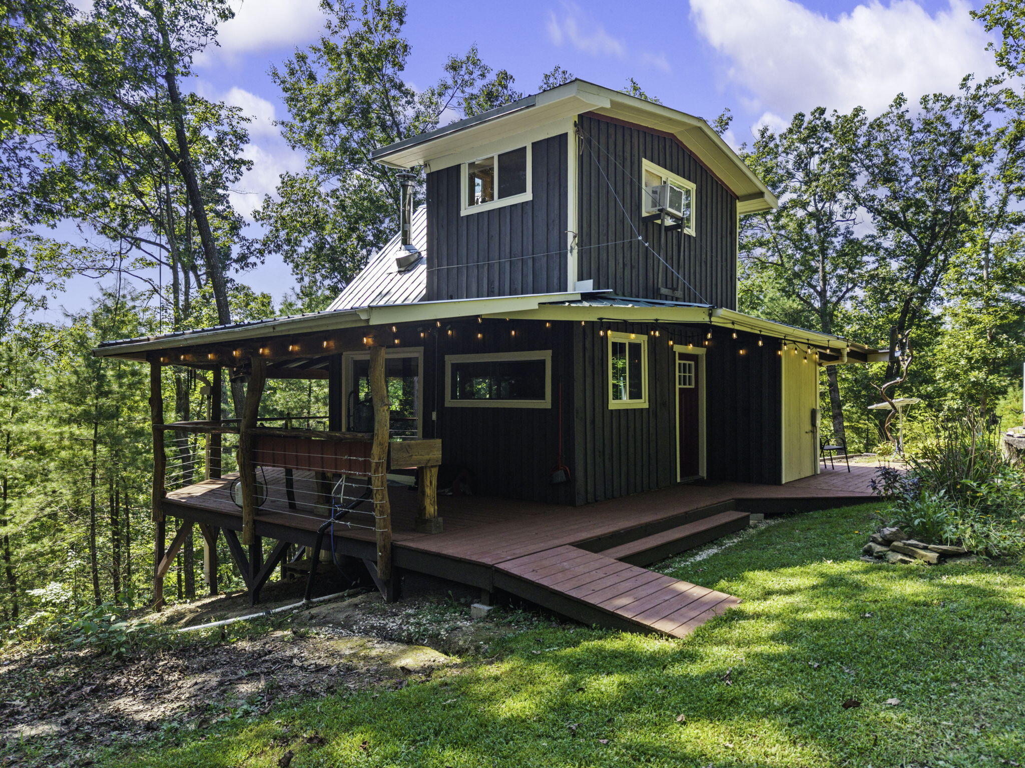 258 Black Bear Ridge Road Campton, KY 41301 - Photo 4 of 50 4-web-or-mls-DJI_20260916141525_0088_D
