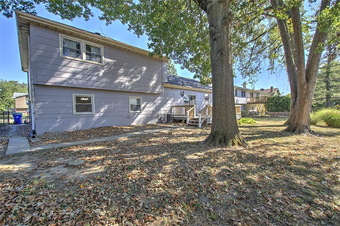 4499 Lawson Drive Decatur, IL 62526 - Photo 29 of 32