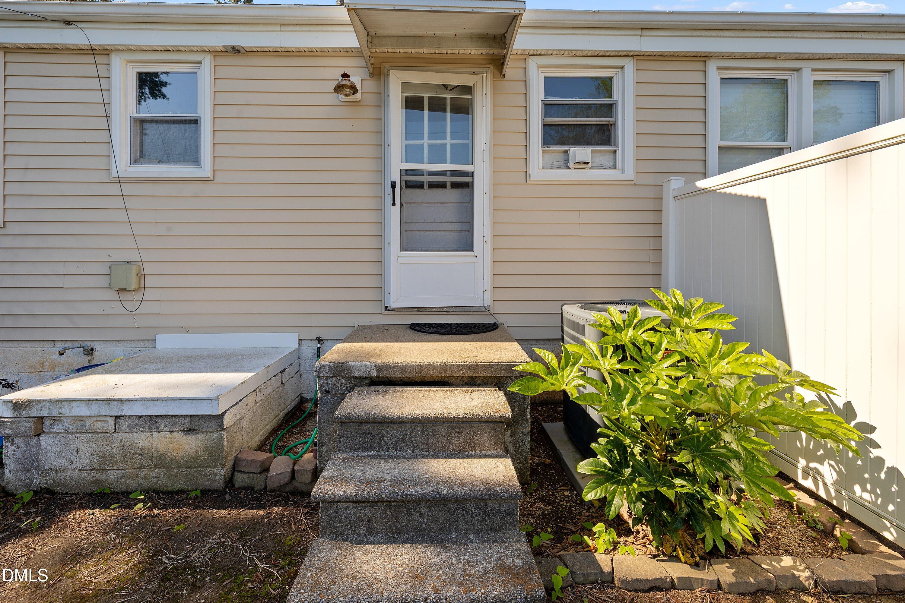 2324 Bernard Street Raleigh, NC 27608 - Photo 30 of 32