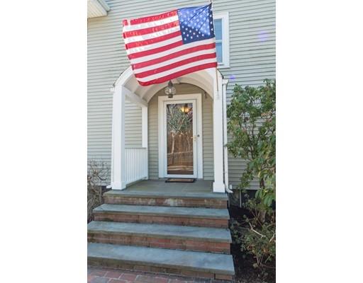 90 Hunnewell Street Needham, MA 02494 - Photo 5 of 31 Gallery Image 5
