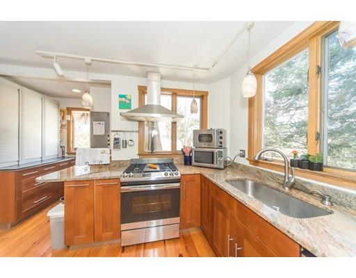 90 Hunnewell Street Needham, MA 02494 - Photo 6 of 31 Gallery Image 6