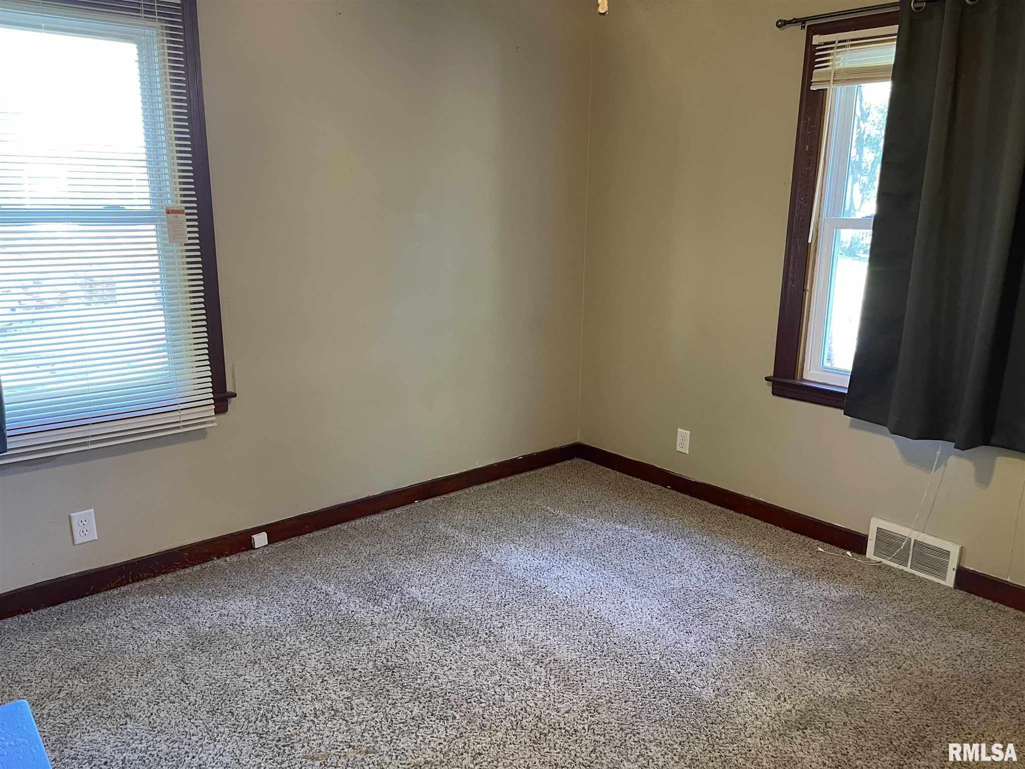 1220 North Rutledge Street Springfield, IL 62702 - Photo 9 of 15