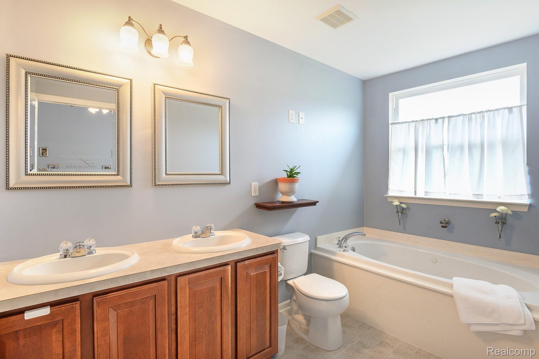 362 Otter Run Road Holly, MI 48442 - Photo 15 of 25 23.JPG
