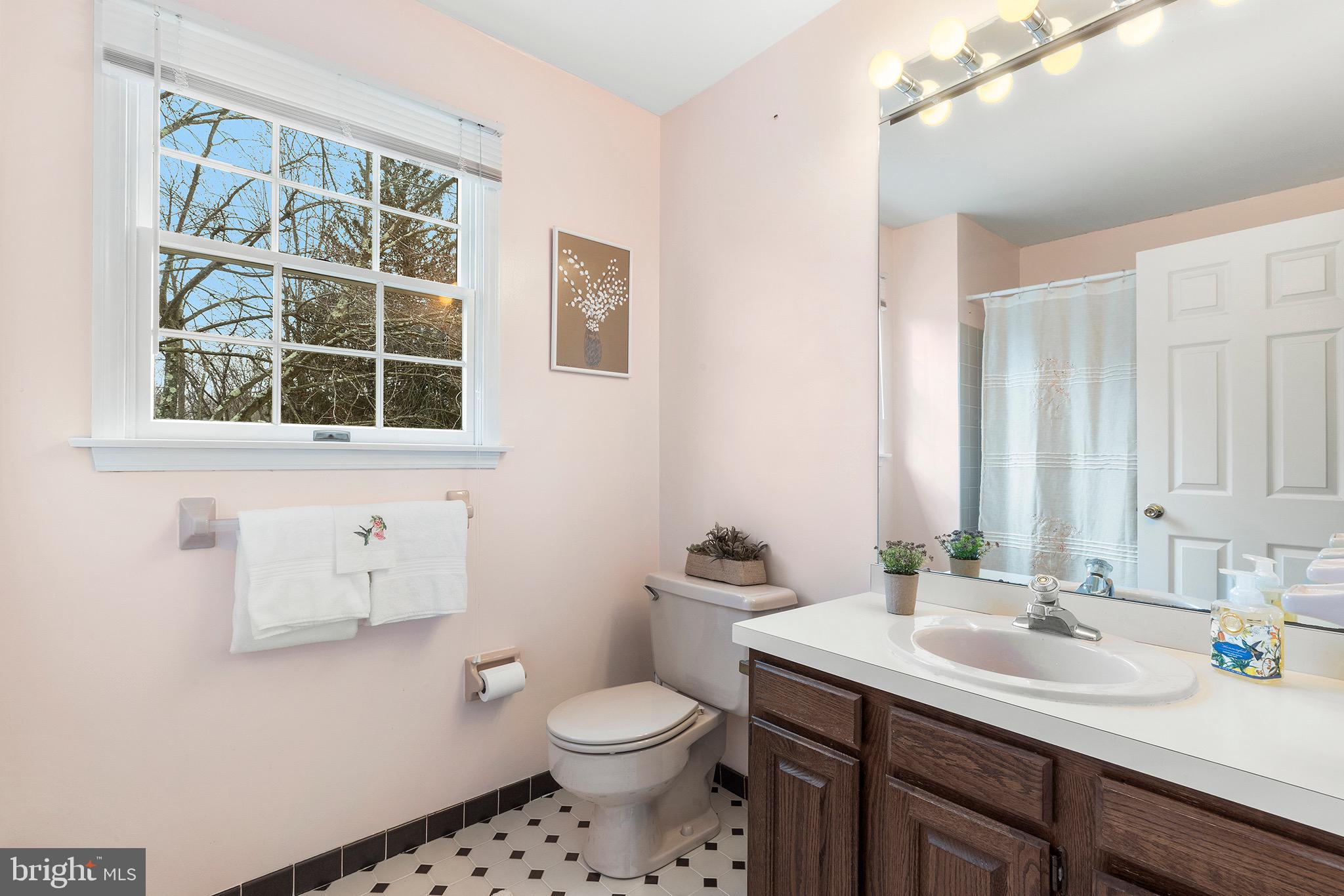 1023 Beaumont Road Berwyn, PA 19312 - Photo 25 of 36