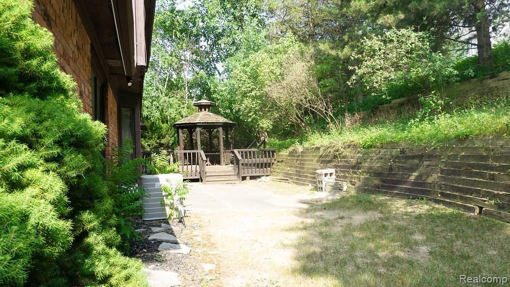 3139 Greenspring Lane Rochester Hills, MI 48309 - Photo 8 of 25