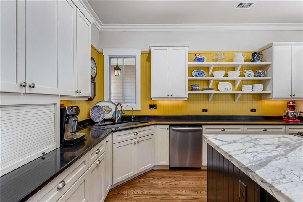 2109 West Rugby Avenue Atlanta, GA 30337 - Photo 13 of 55