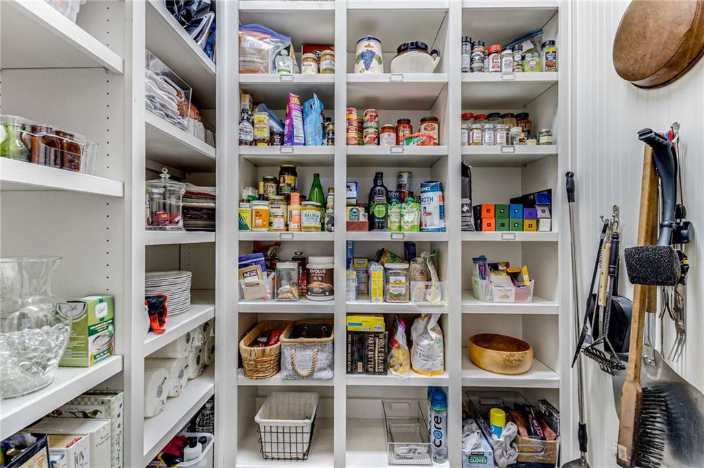 2109 West Rugby Avenue Atlanta, GA 30337 - Photo 18 of 55