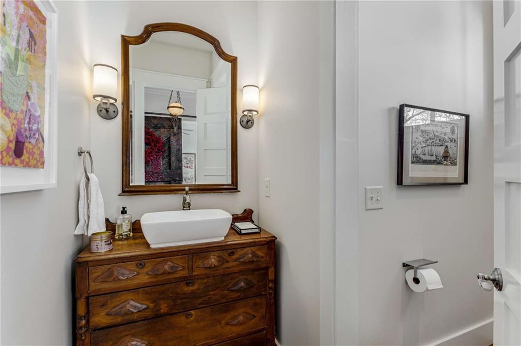 2109 West Rugby Avenue Atlanta, GA 30337 - Photo 35 of 55