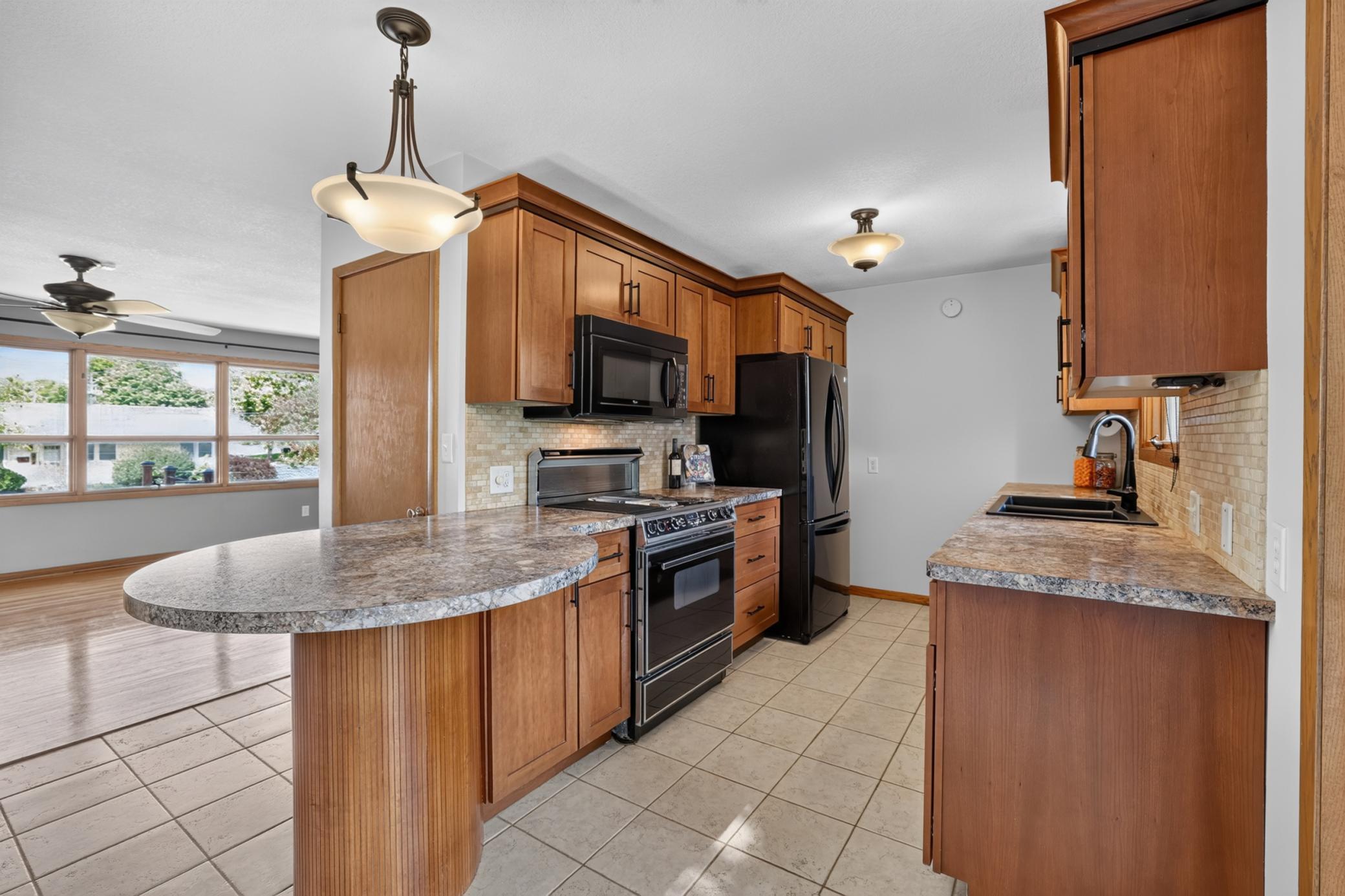 1802 26th Street Northwest Rochester, MN 55901 - Photo 13 of 38 Gallery Image 13