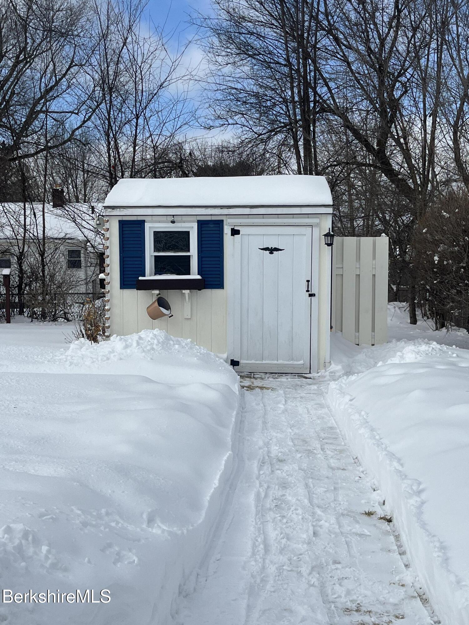 10 Huron Street Pittsfield, MA 01201 - Photo 25 of 28 Shed