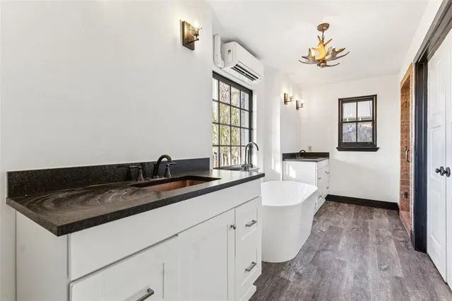 $6,100,000 | 1091 Hill Country Court, Graford, TX 76449