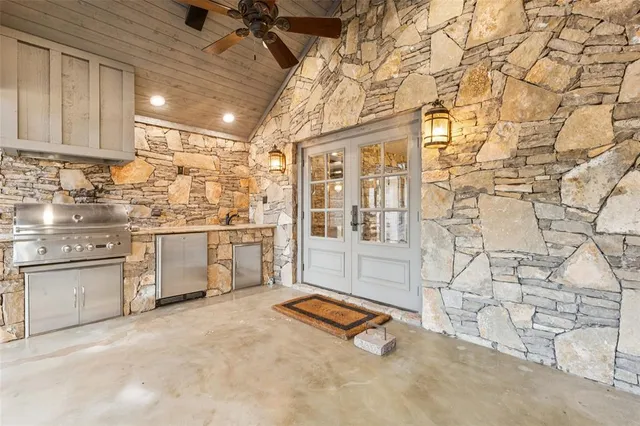 $6,100,000 | 1091 Hill Country Court, Graford, TX 76449