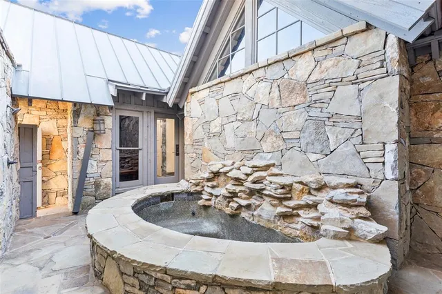 $6,100,000 | 1091 Hill Country Court, Graford, TX 76449
