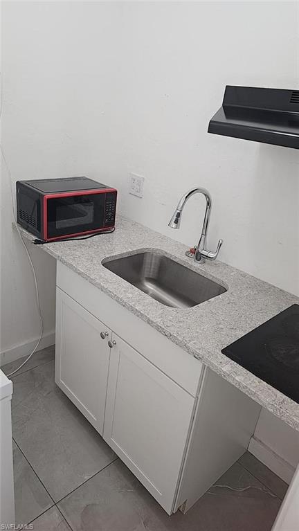3770 25th Avenue Southwest Naples, FL 34117 - Photo 13 of 15 a utility room with dryer and washer