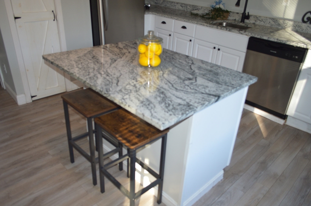 4 1st Street Sutton, MA 01590 - Photo 3 of 24