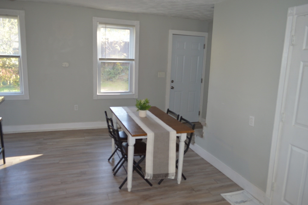 4 1st Street Sutton, MA 01590 - Photo 4 of 24