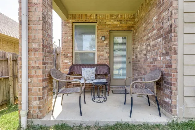 $390,000 | 14316 Mariposa Lily Lane, Haslet, TX 76052