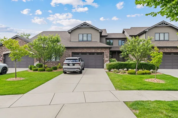 $449,900 | 10752 Revere Circle, Mokena, IL 60448