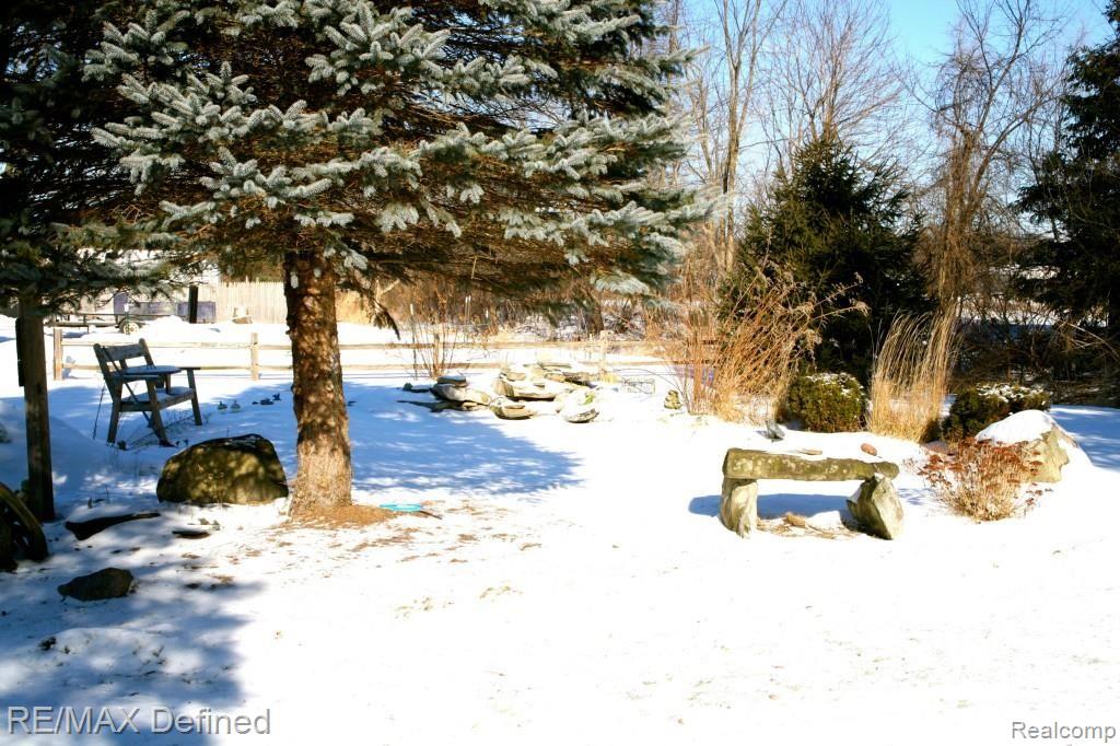 2789 Imlay City Road Lapeer, MI 48446 - Photo 19 of 20 #19.jpg