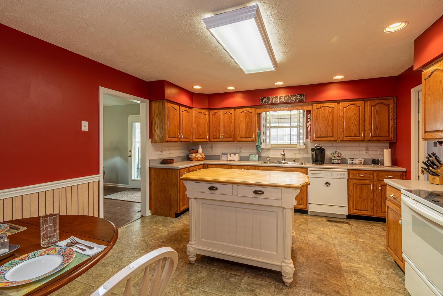 8335 Neubert Springs Road Knoxville, TN 37920 - Photo 10 of 41 Gallery Image 10
