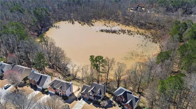 $599,999 | 325 Morning Mist Walk, Suwanee, GA 30024