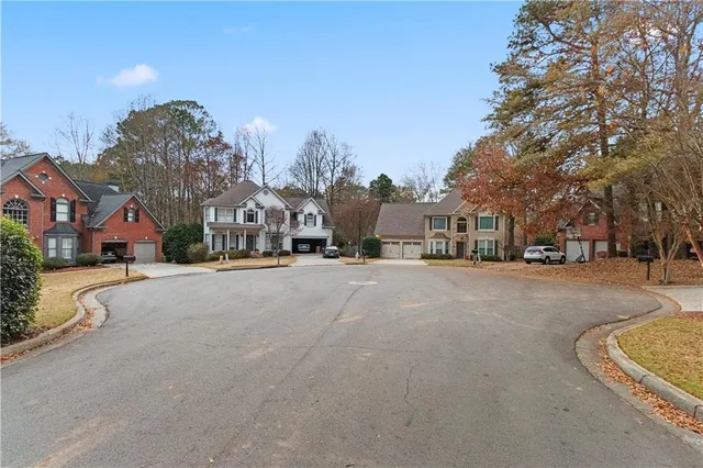 $599,999 | 325 Morning Mist Walk, Suwanee, GA 30024