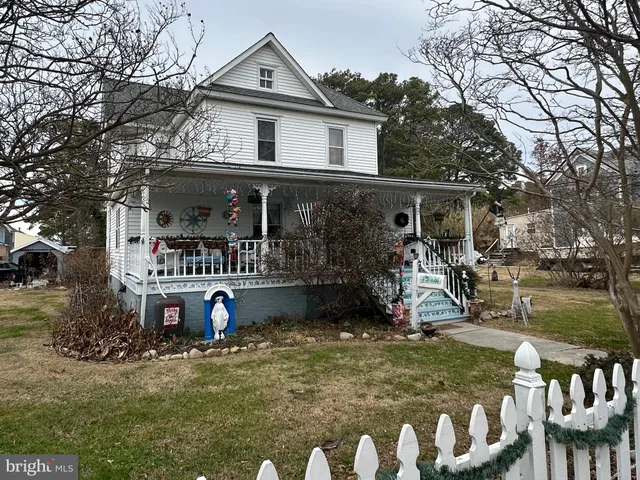 $220,000 | 34 Maryland Avenue, Crisfield, MD 21817