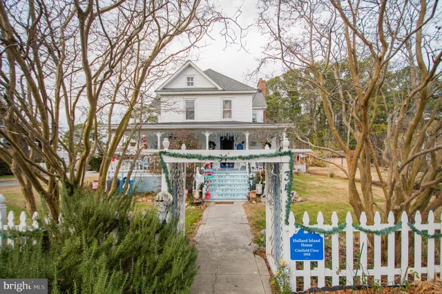 $220,000 | 34 Maryland Avenue, Crisfield, MD 21817