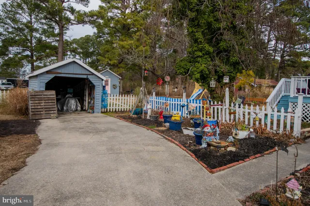 $220,000 | 34 Maryland Avenue, Crisfield, MD 21817