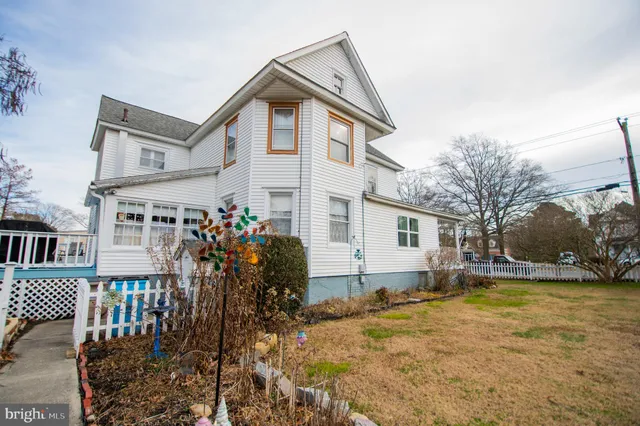 $220,000 | 34 Maryland Avenue, Crisfield, MD 21817