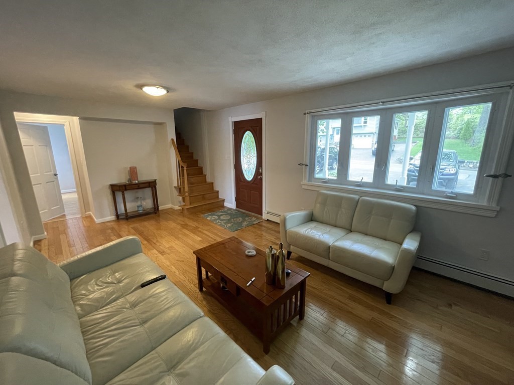 10 Beechwood Road Lynnfield, MA 01940 - Photo 19 of 34 Gallery Image 19