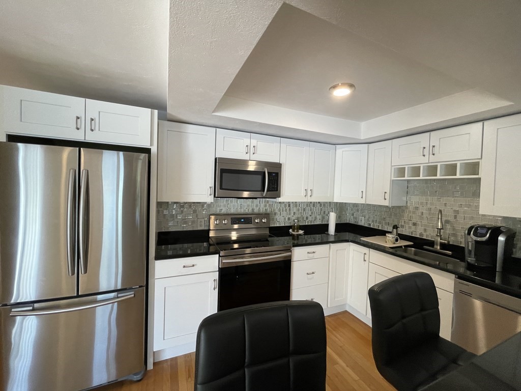 10 Beechwood Road Lynnfield, MA 01940 - Photo 31 of 34 Gallery Image 31
