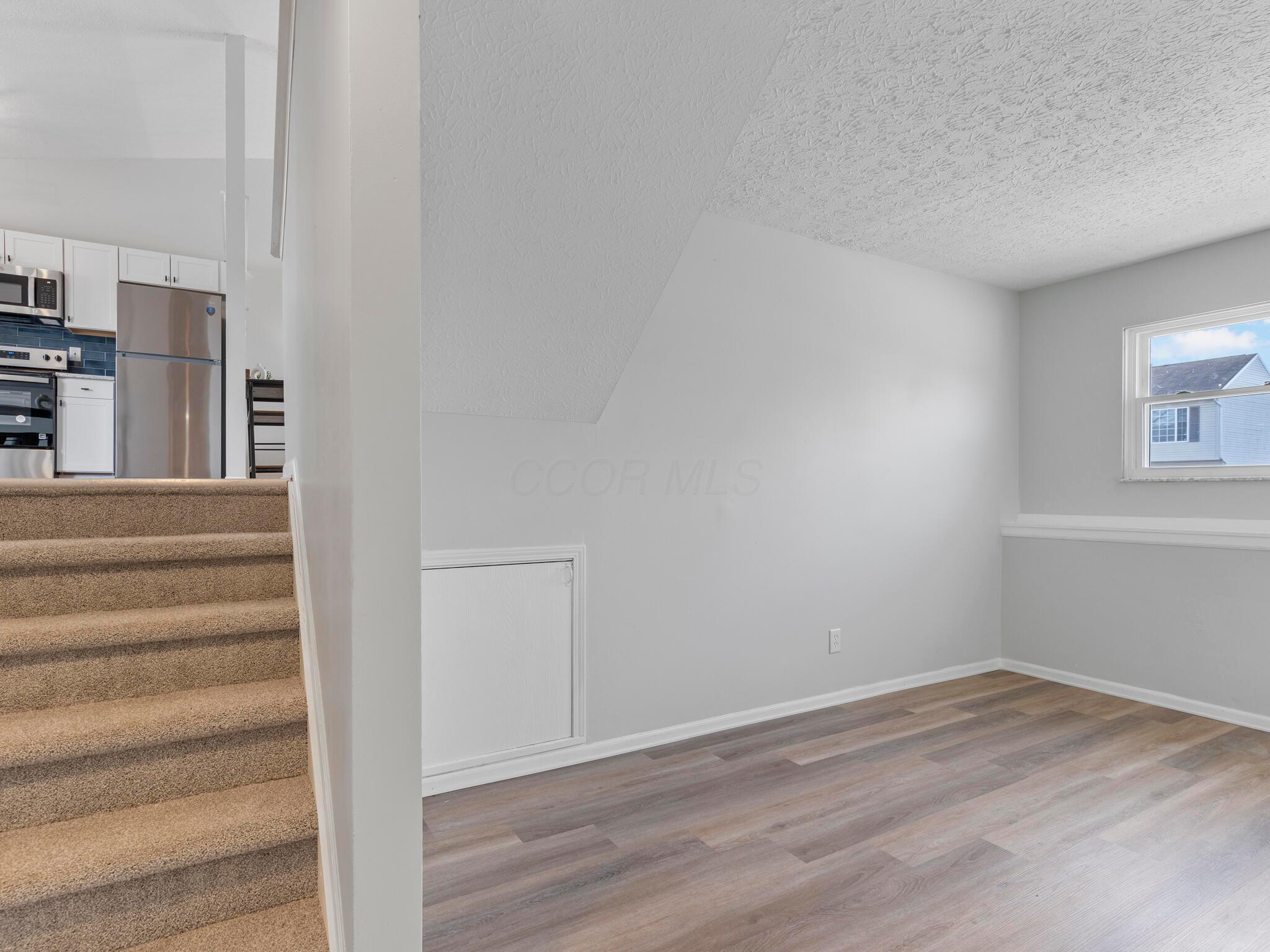 2754 Raphael Drive Columbus, OH 43232 - Photo 17 of 23 CAP09950