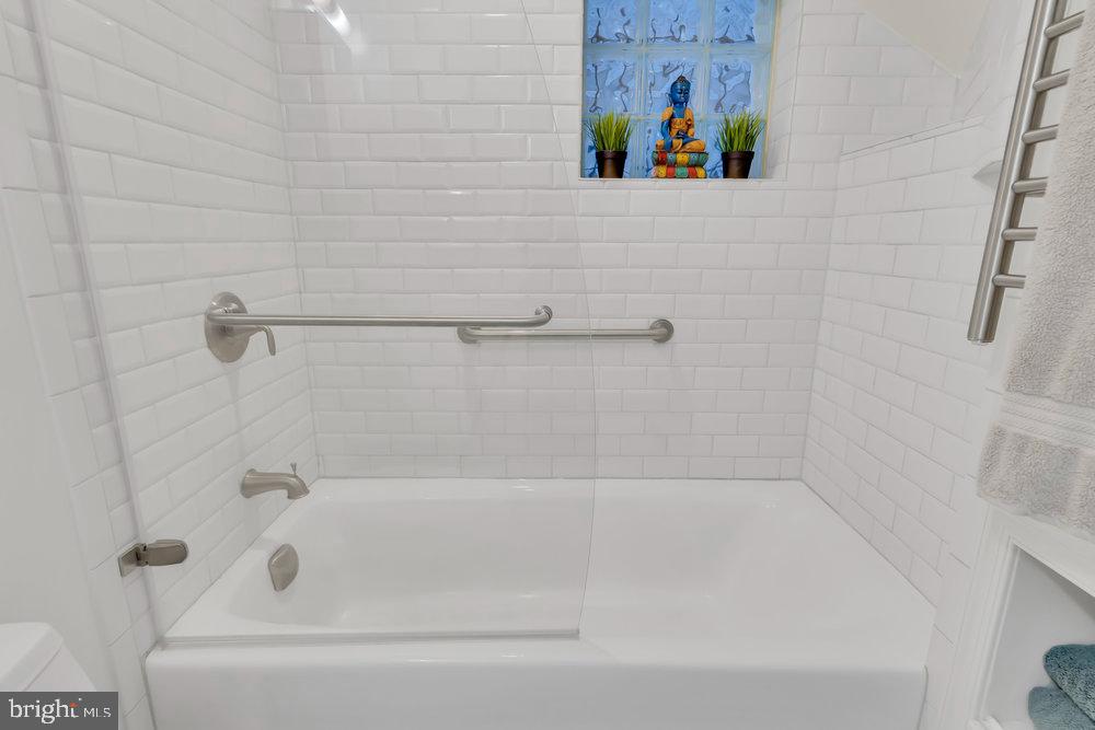 1839 Kalorama Road Northwest, Unit 2 Washington, DC 20009 - Photo 13 of 25 Gallery Image 13