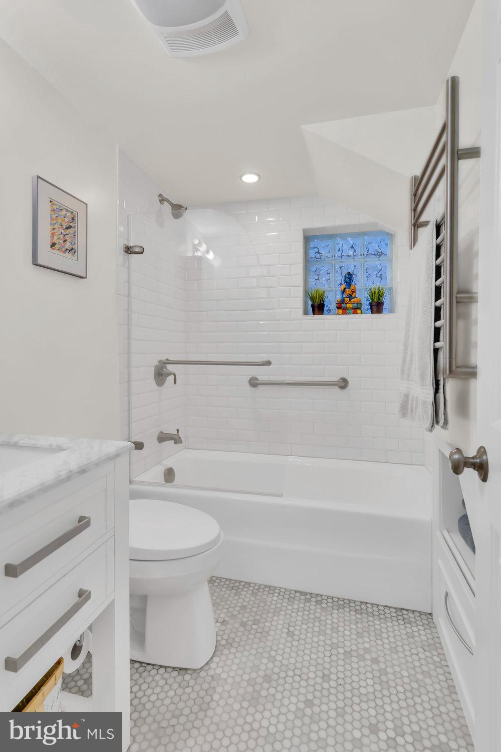 1839 Kalorama Road Northwest, Unit 2 Washington, DC 20009 - Photo 14 of 25 Gallery Image 14