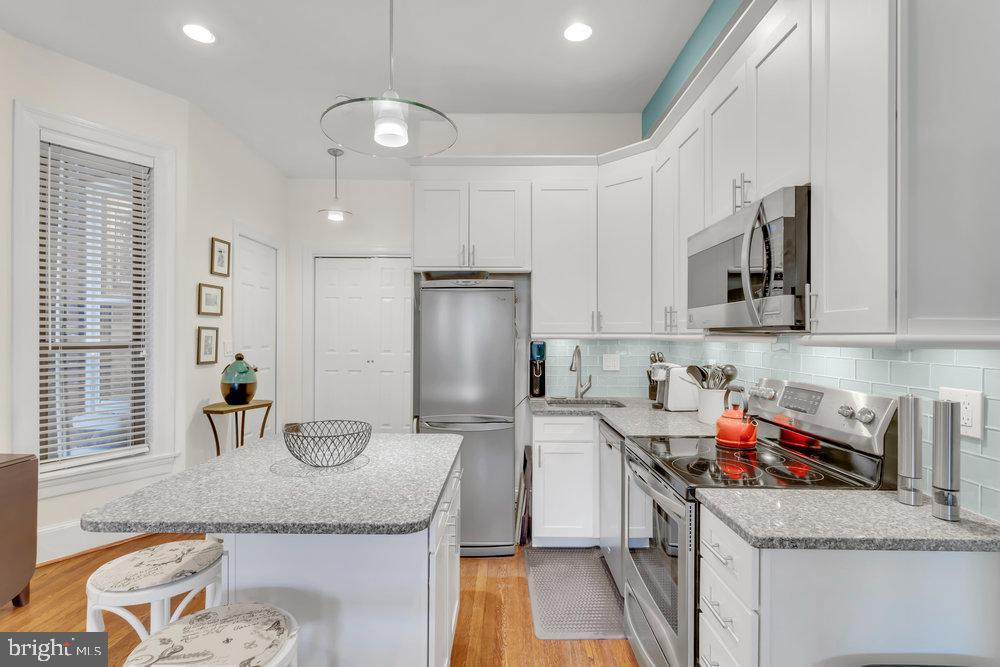 1839 Kalorama Road Northwest, Unit 2 Washington, DC 20009 - Photo 3 of 25 Gallery Image 3