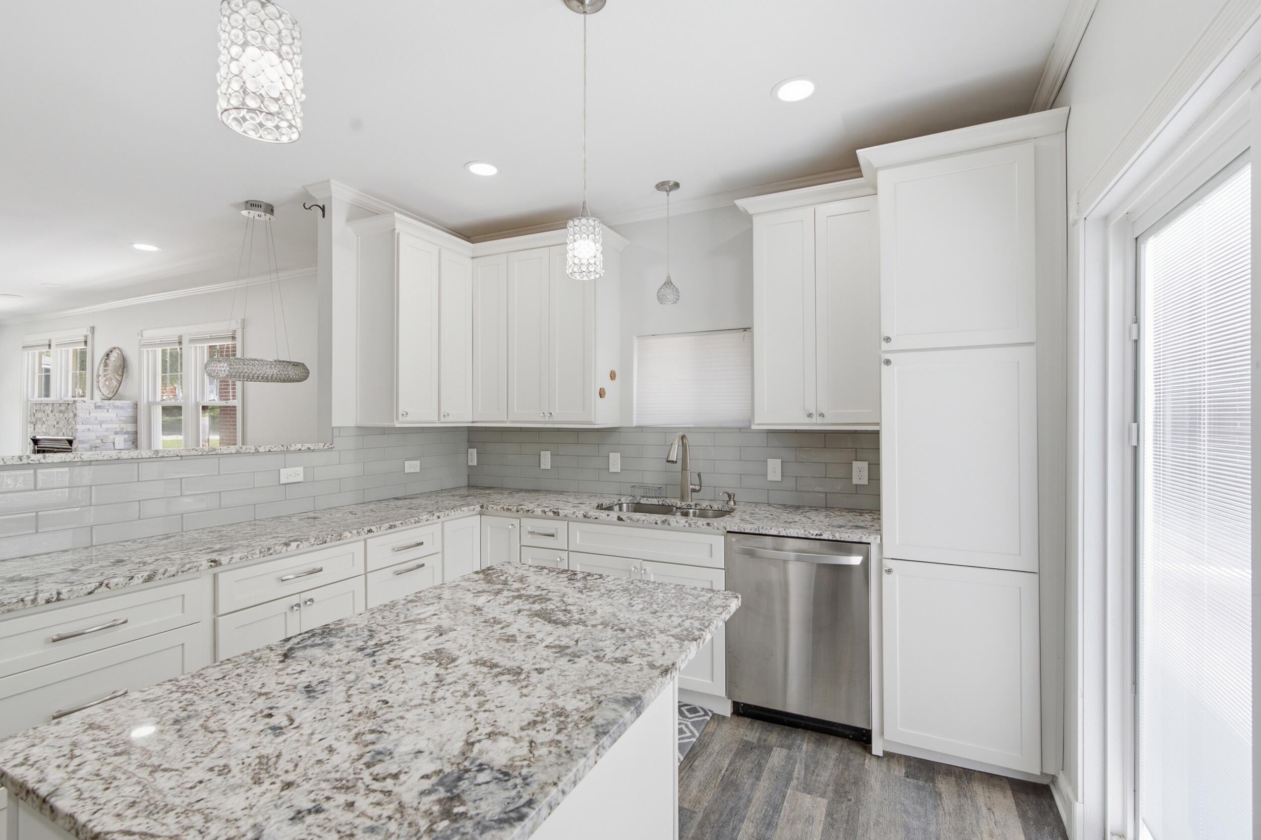7419 Maple Avenue Gary, IN 46403 - Photo 8 of 19 2500x1666