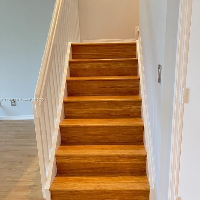 1683 Southwest 109th Terrace Davie, FL 33324 - Photo 20 of 45 a view of entryway