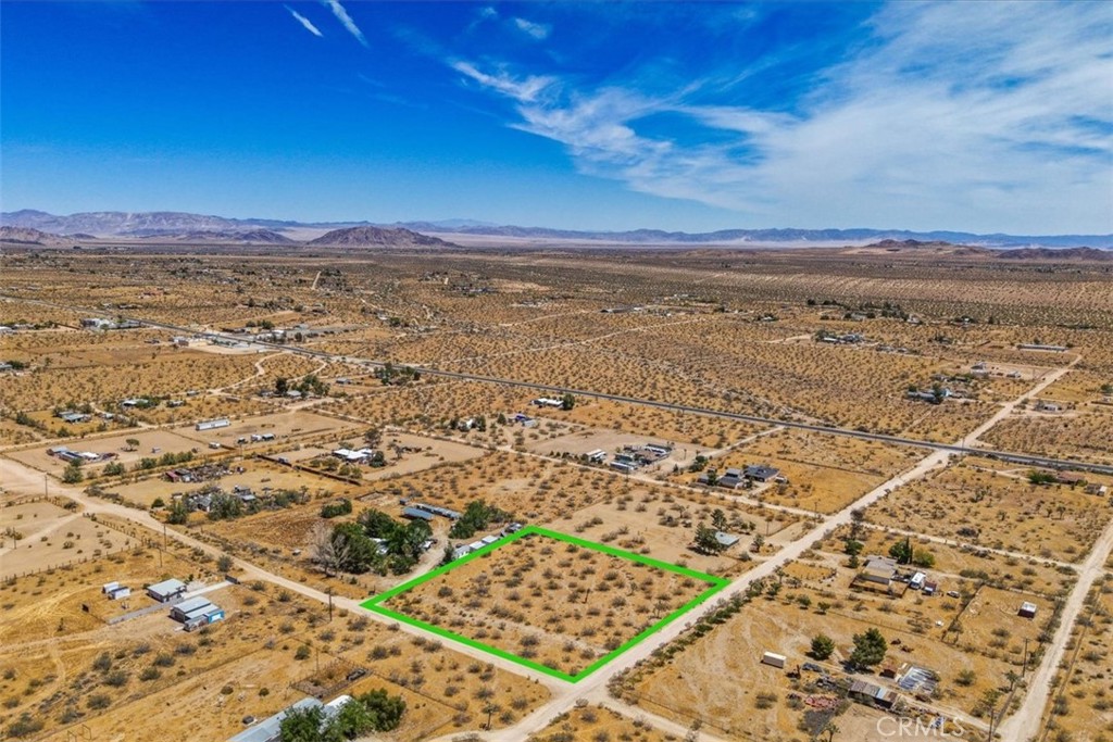 55926 Tanager Road Yucca Valley, CA 92284 - Photo 14 of 24 Gallery Image 14