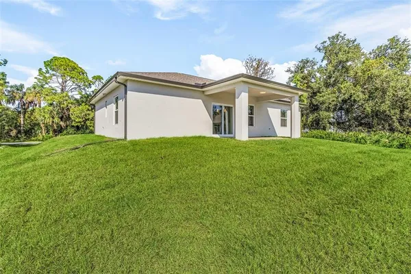 $1,700 | 19053 Wilton Avenue, Port Charlotte, FL 33954