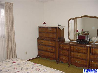 10721 Thiele Road Fort Wayne, IN 46819 - Photo 6 of 12