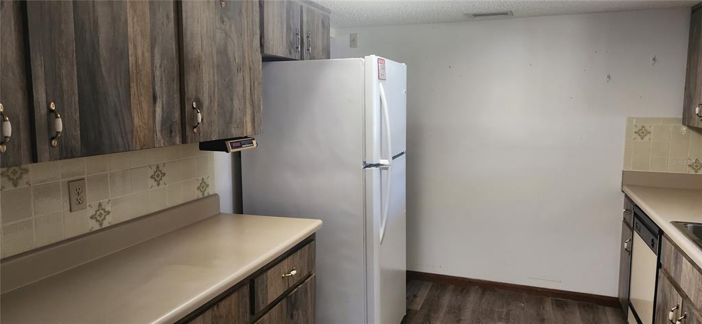 10062 Southwest 88th Court Ocala, FL 34481 - Photo 4 of 9