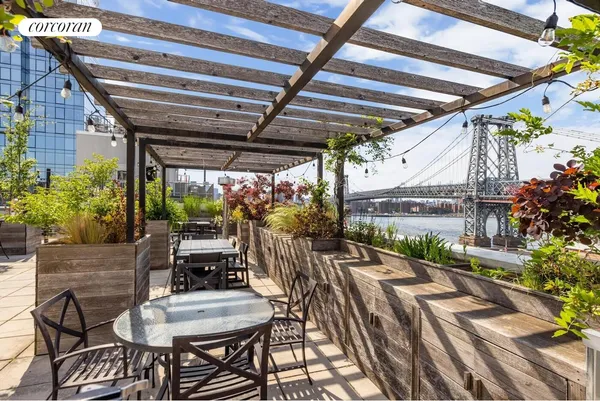 $1,699,000 | 26 Broadway, Unit 501 | Williamsburg