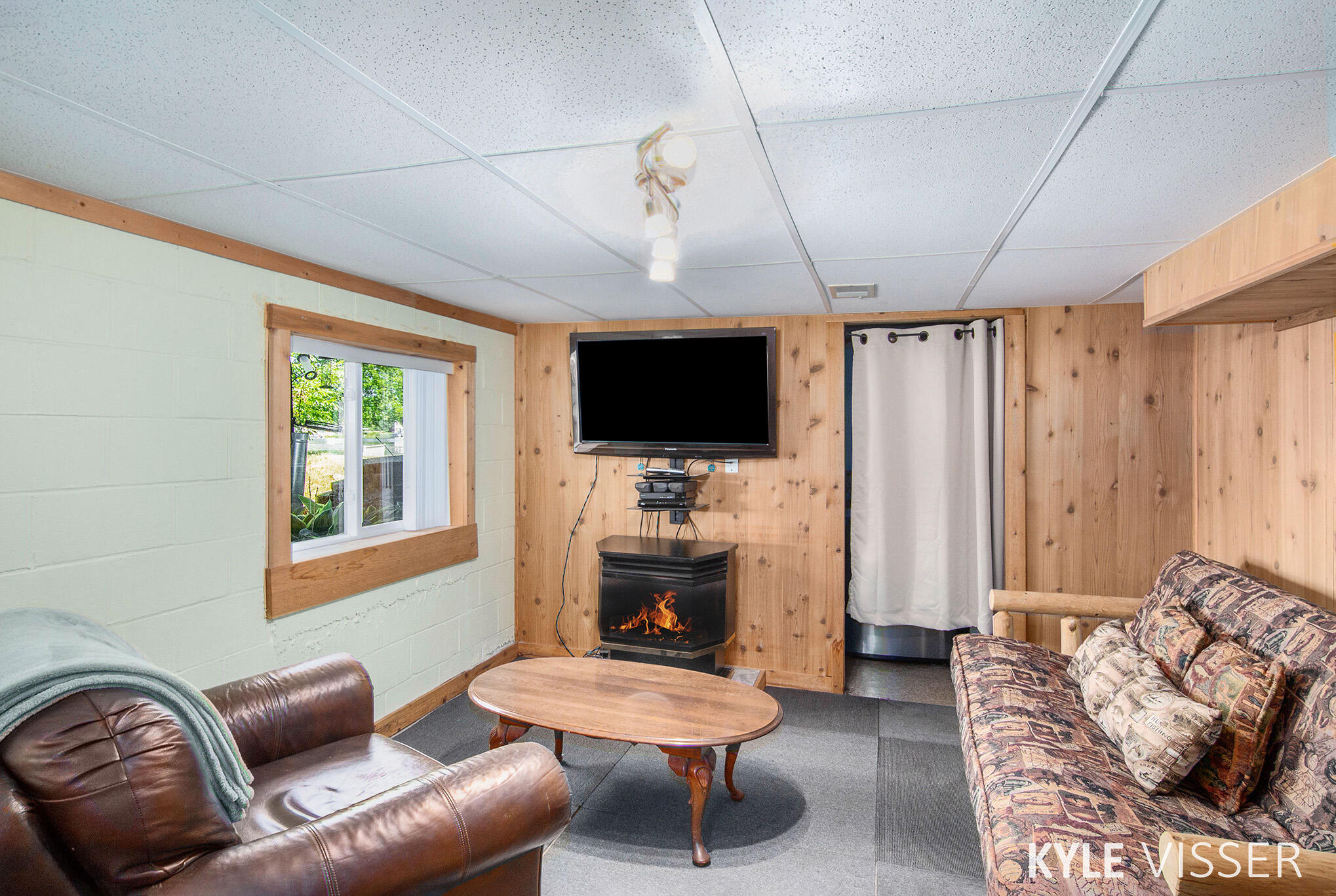 13268 West Stanton Road Trufant, MI 49347 - Photo 16 of 29 Family Room